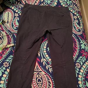 Ann Taylor loft size 10 navy zipper pockets and ankles